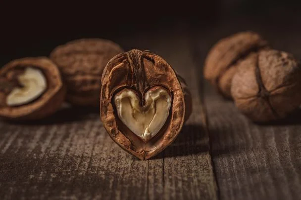 καρυδια καρδιαγγειακη υγεια ιδιότητες οφελη για την υγεια θερμίδες-Walnuts cardiovascular health properties benefits for calories health